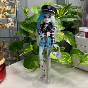 Monster High Doll With Stand